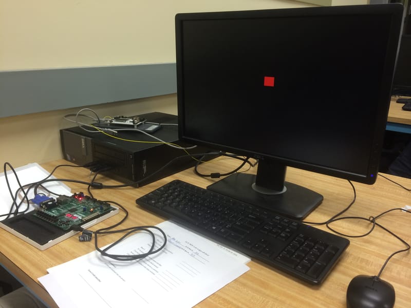 Red box centered on the screen. Corner and color can be toggled using switches.