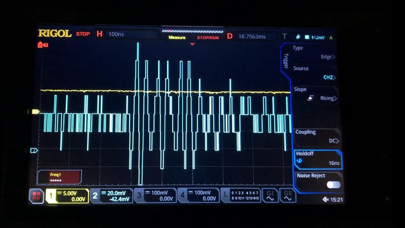 Zoomed View of Voltage Steps (~20 mV/div)