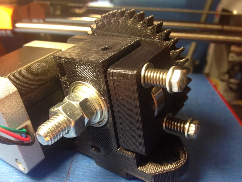 Working on the Wade's Extruder Block