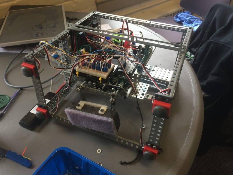 Four-Bar Mechanism on Eraser Bracket