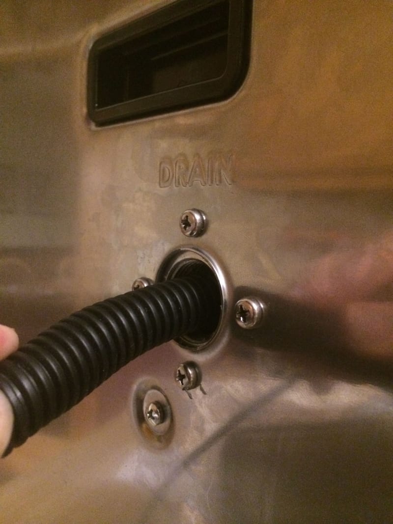 Insulating Tubing for Side Power Output